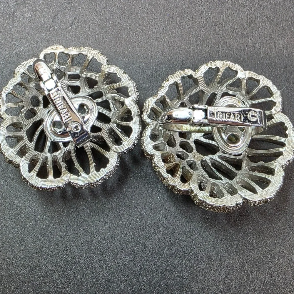 Trifari Earrings Silver Tone Clip On Floral Rose Shell Openwork Mesh Vintage